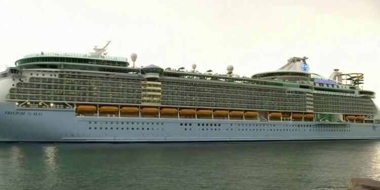 Planeta Tierra: Los cruceros europeos emitieron tanto óxido de azufre como 1,000 millones de autos