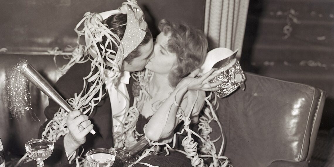 The New Year’s Kiss Tradition, Explained