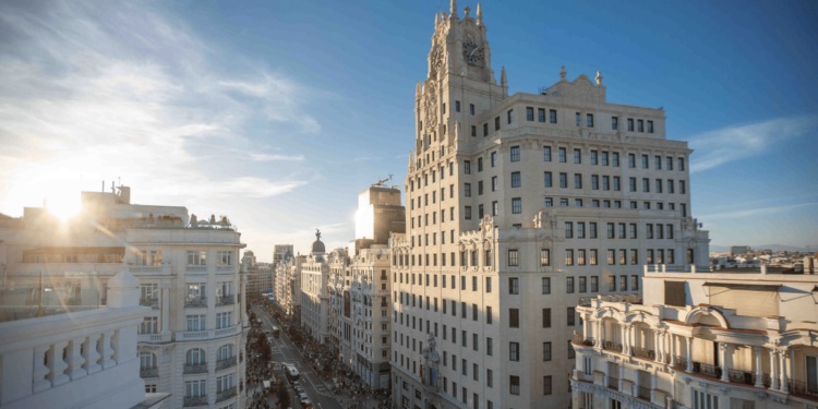 por-los-techos-de-madrid-los-mejores-lugares-para-recorrer-en-la-capital