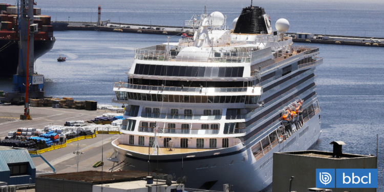 Más de 10 mil visitantes deja recalada de último crucero del año en Valparaíso | Nacional