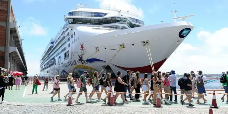 Cruceros, paseos y otras pinceladas de temporada turística uruguaya (+Fotos)