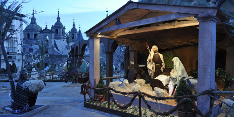 Un 93,5% de los madrileños considera interesante realizar excursiones dentro de la propia región.