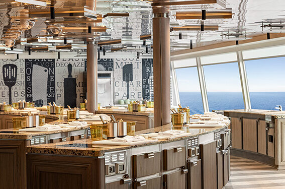 Oceania Cruises celebra 15 años del Culinary Center y da la bienvenida al 2025 con una promoción excepcional en más de 100 viajes