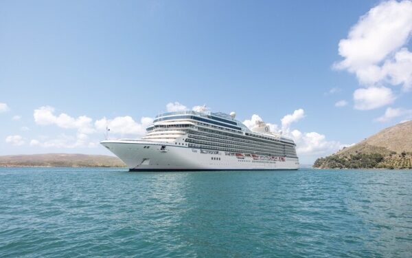 Oceania Cruises presenta más de 100 viajes globales en 2025 y 2026