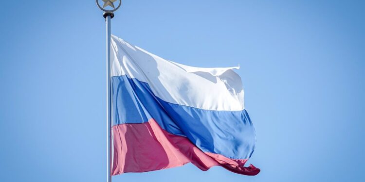 Rusia recomienda a sus ciudadanos evitar viajes a EEUU por el riesgo de "detención arbitraria"