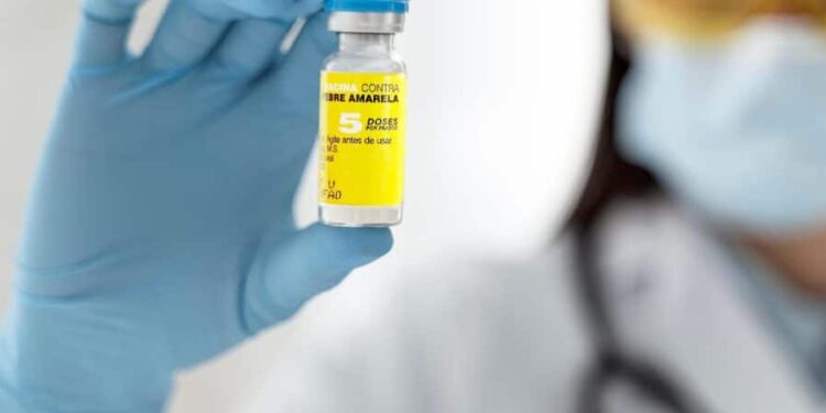 Salud retrasa medida y vacuna contra fiebre amarilla para viajes será obligatoria a partir del 11 de febrero