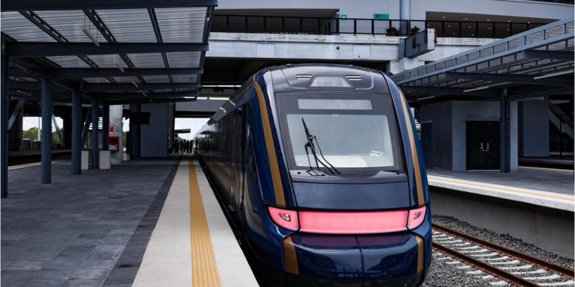 Tren Interoceánico da viajes gratis para quien no pueda pagar; hay 50% de descuento por periodo vacacional. Foto: Hugo Salvador/EL UNIVERSAL