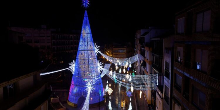 Un cálido pueblo andaluz cerca de Sevilla, elegido por National Geographic como el destino ideal para una escapada rápida en Navidad