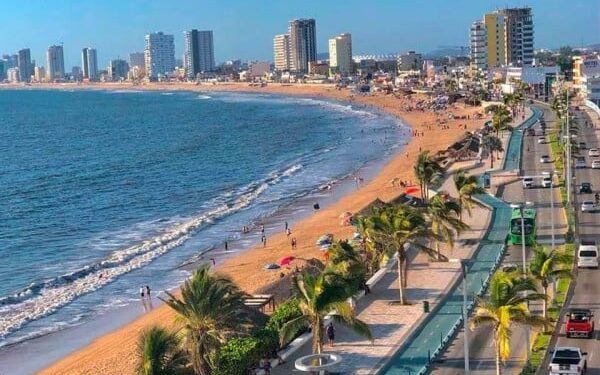 ‘Está de pensarse viajar a Mazatlán’