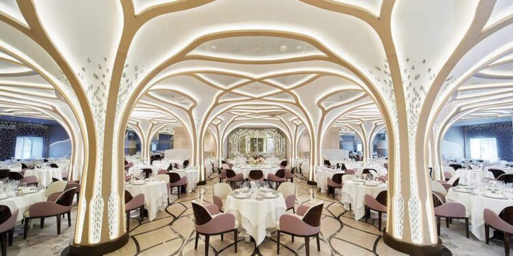 Regent Seven Seas Cruises presenta una colección de 12 nuevos cruceros "Spotlight"