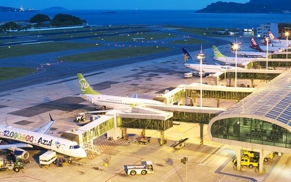 Argentinos y chilenos disparan a niveles récord sus viajes a Brasil