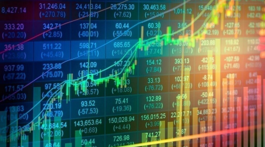 Las acciones de Cal-Maine Foods suben un 4%; Aquí están 20 acciones que se mueven en el premercado