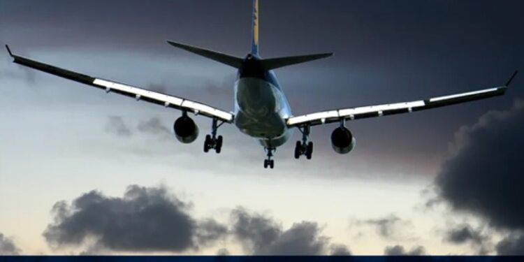 Concanaco Servytur - Aumentaron 9.3 por ciento los vuelos entre México y Estados Unidos durante el 2024