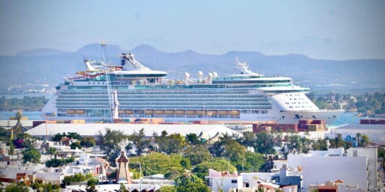 Destaca Secretaría de Turismo en Sinaloa aumento en llegada de cruceros durante 2024