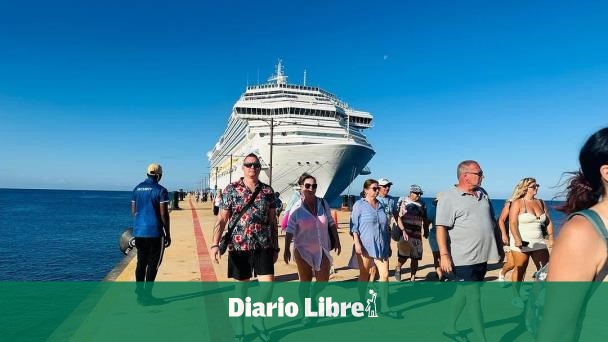 El puerto de Cabo Rojo recibe su octavo crucero