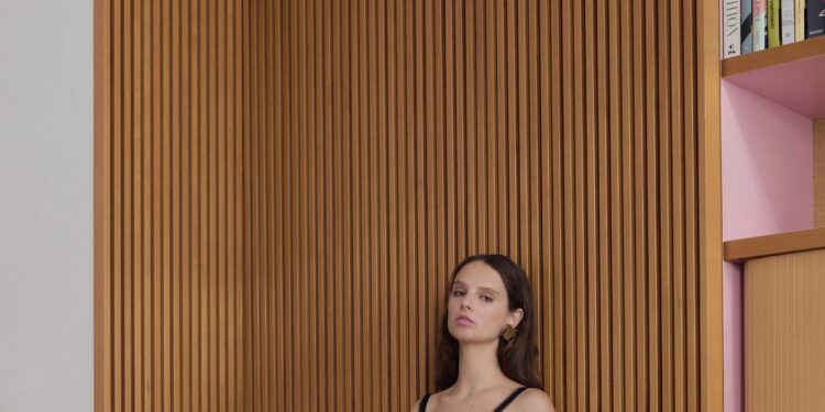 Rochas Pre-Fall 2025 Collection | Vogue