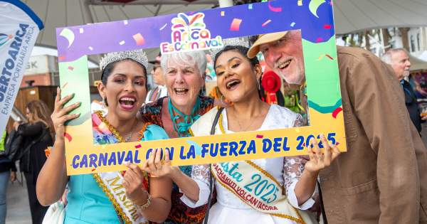 Con la Fuerza del Sol: Visitantes de Crucero celebran muestra de nuestro Carnaval de Arica