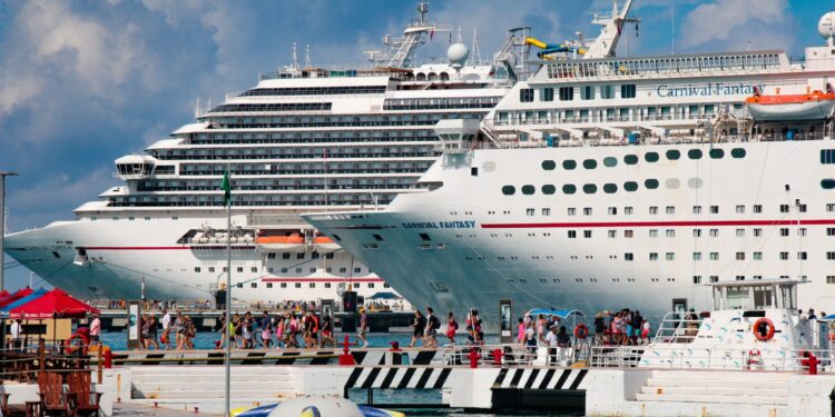Cozumel recibe 133 mil turistas de cruceros en una semana