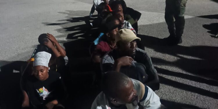 DGM desmantela centro organizaba viajes de haitianos ilegales