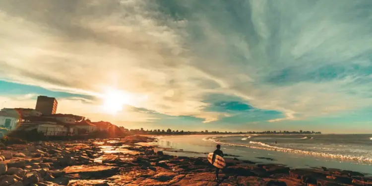 8 pantalones para reemplazar tus looks con jeans