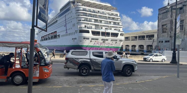 El regreso de los cruceros europeos a Cuba coincide con la debacle del turismo