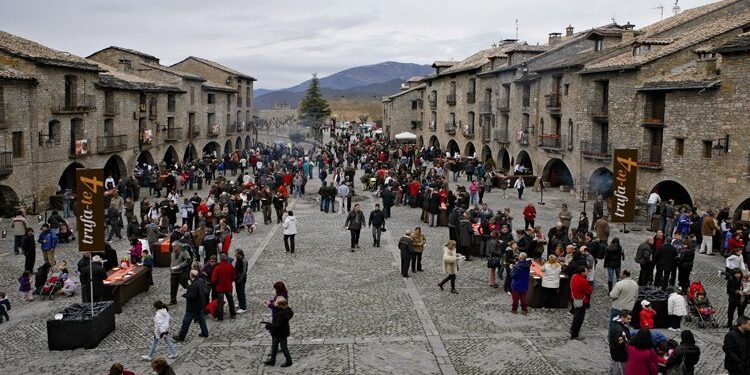 Bonitos, mágicos, destino rural, mejores pueblos... las etiquetas proliferan en el rural