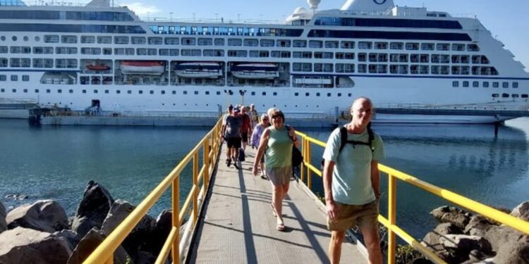 Guatemala abre sus puertas al turismo marítimo