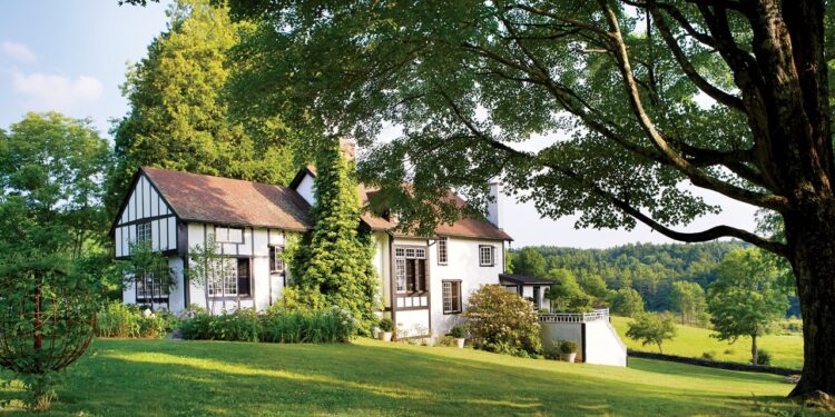 Adam Lippes’s Berkshires Home Might As Well Be an Art Gallery