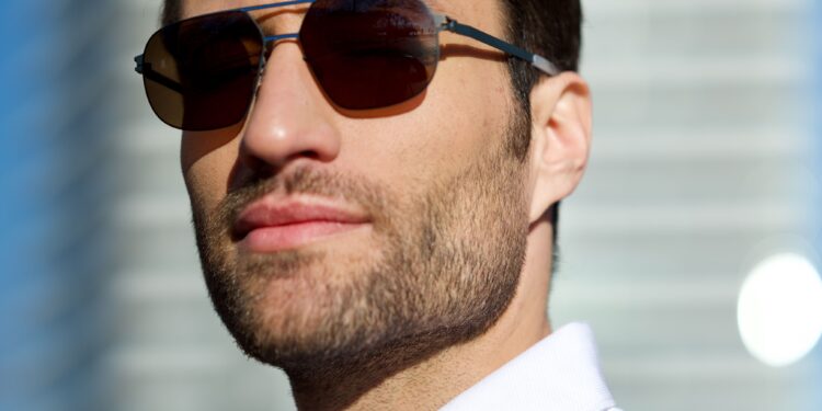 Las gafas de sol graduadas son el complemento perfecto para los viajes, en verano y en invierno, según Prats