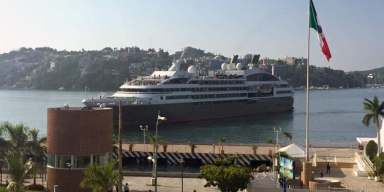 Los puertos de Acapulco y Zihuatanejo esperan la llegada de 20 cruceros internacionales