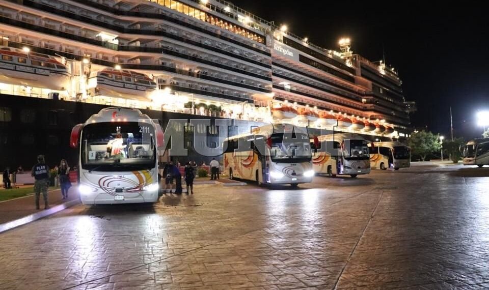 Recibe Puerto Vallarta 548 mil pasajeros de cruceros en 2024