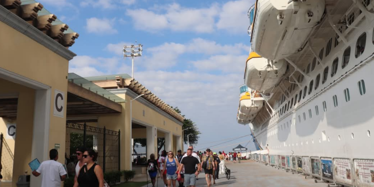 Habrá estímulos fiscales a cruceristas; 20 cruceros arribarán en enero a Puerto Vallarta