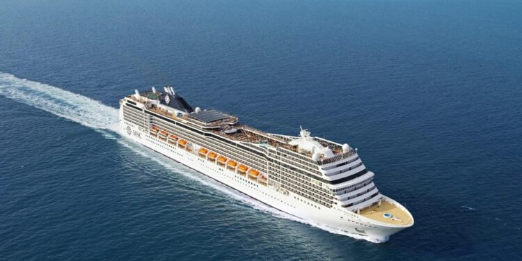 Seis canarios darán la vuelta al mundo en crucero