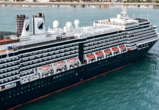 Temporada de cruceros en Chubut: llegó por segunda vez el Oosterdam