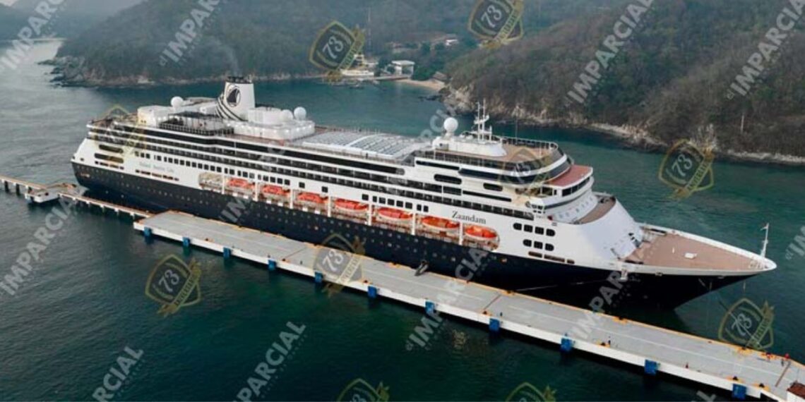Huatulco recibe el primer crucero del año: un impulso a la economía local