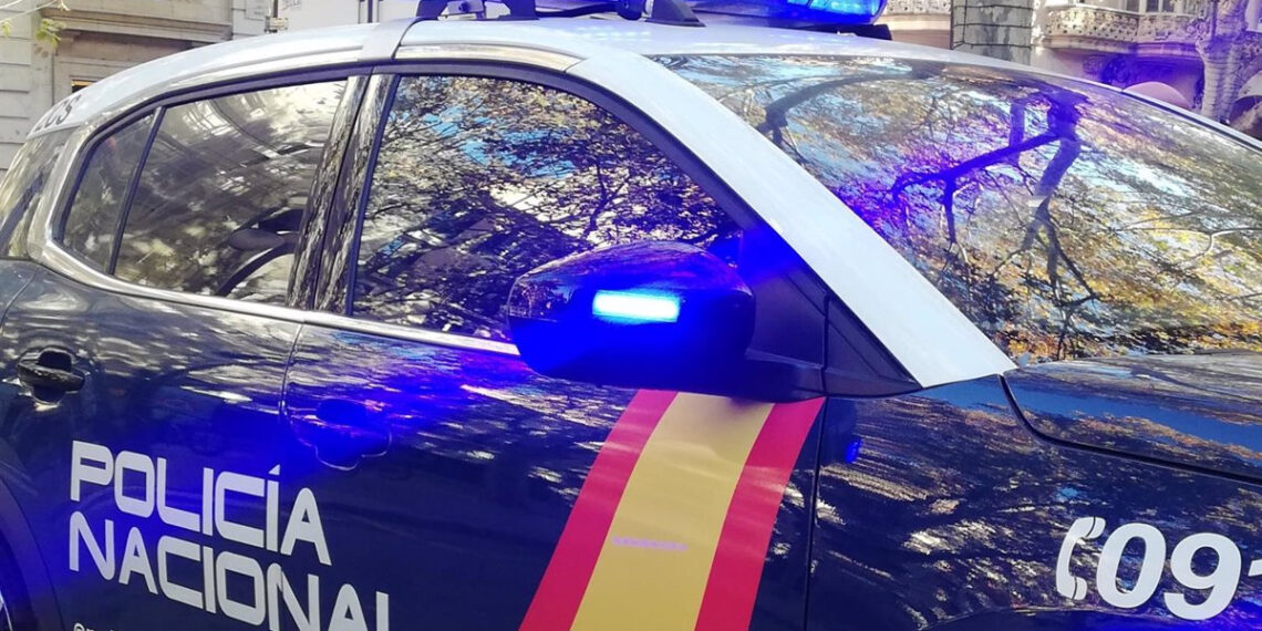 Un guía turístico de Sevilla se enfrenta a nueve años de cárcel por agresión sexual a tres estudiantes estadounidenses