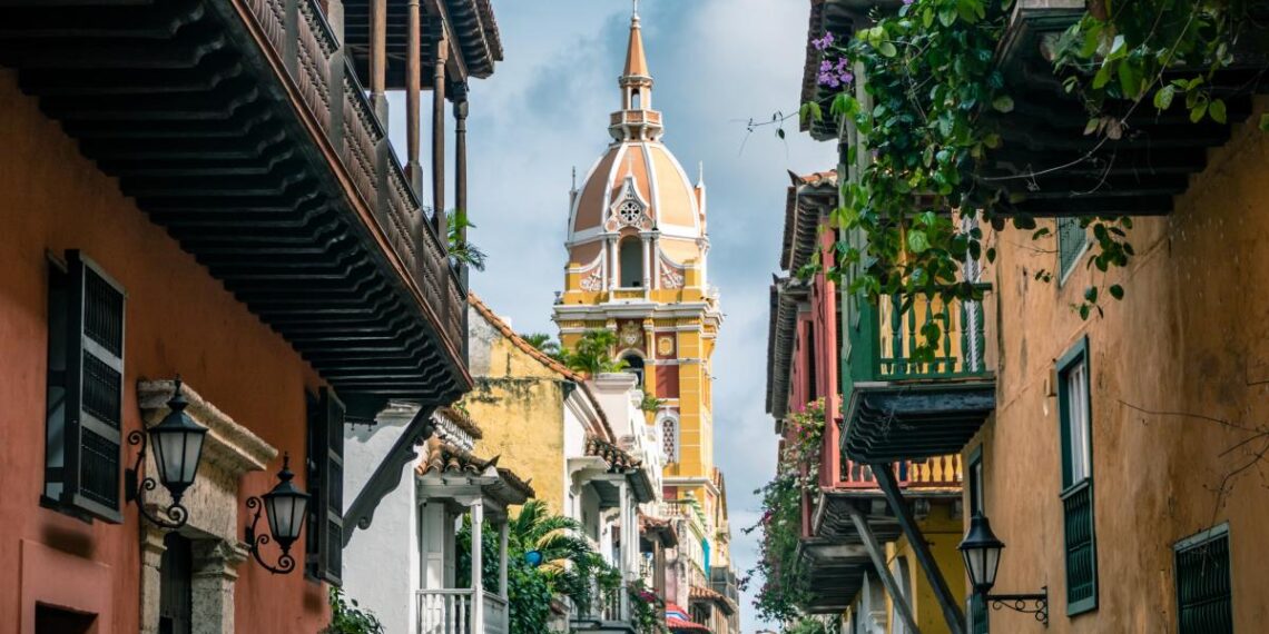 Un bloguero de viajes español visita Colombia y descubre seis costumbres que se traería a Europa