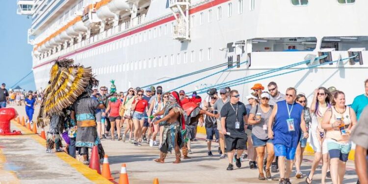 Recibirá Yucatán 158 cruceros con 430 mil turistas durante 2025 – Luces del Siglo