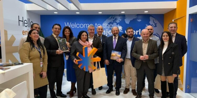 Yucatán Se Posiciona Entre Los Mejores Destinos Turísticos De México Para Europa Yucatán Se Coloca Entre Los Destinos Más Interesantes De México Para Los Turistas De Europa Y América, Al Cautivar Con Su Amplia Oferta De Atractivos Turísticos, A Los Asistentes De La Feria Internacional De Turismo (Fitur) De España 2025, El Interés De Los Agentes Mayoristas De Viajes Que Buscan Experiencias Llenas De Historia, Cultura, Arqueología Y Naturaleza Para Sus Clientes. Https://Larevistadelsureste.com