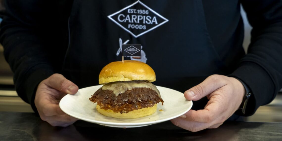 Carpisa Foods lleva sus nuevas hamburguesas a HIP