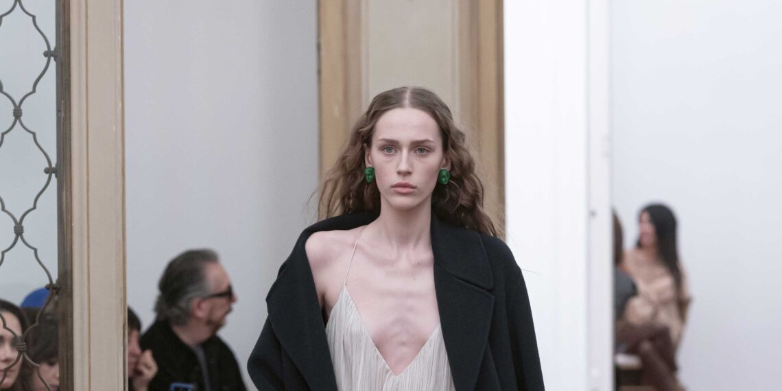 Alberta Ferretti Fall 2025 Ready-to-Wear Collection