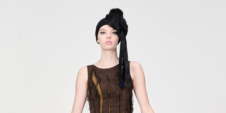 Edward Cuming Fall 2025 Ready-to-Wear Collection