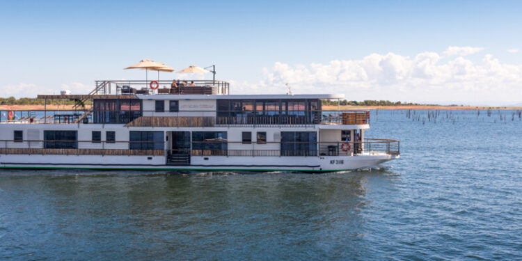 CROISIEUROPE presenta su Aventura de Lujo en el Corazón de África