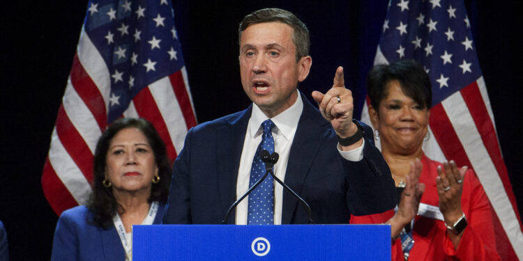 El DNC New Curna Radio llevará a la fiesta como muchos viajes