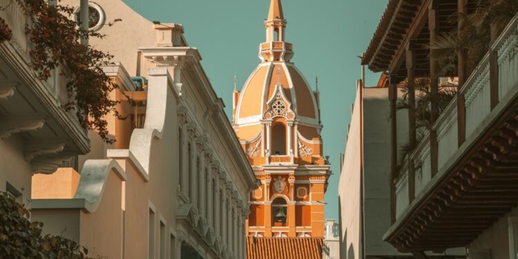 El gasto de los turistas internacionales en Colombia continúa creciendo