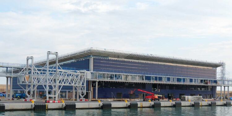 terminal cruceros MSC puerto Barcelona