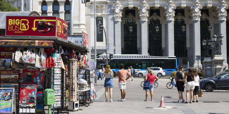 Las agencias de viajes en España facturan un 7,3% más en 2024