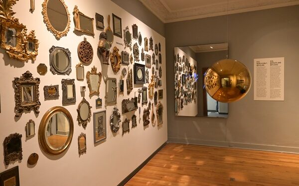 La Exposición Sinsentido se extiende hasta el 23 de febrero en el MODO