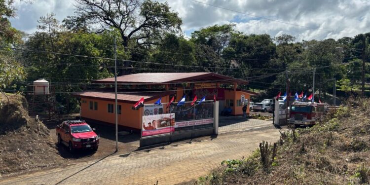 Más de 2 mil beneficiados con nuevo cuartel de bomberos en El Crucero Managua. Radio La Primerísima