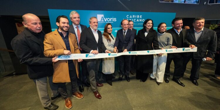 Quintana Roo promociona sus 12 destinos turísticos en FITUR 2025 con la agencia líder en viajes B Travel